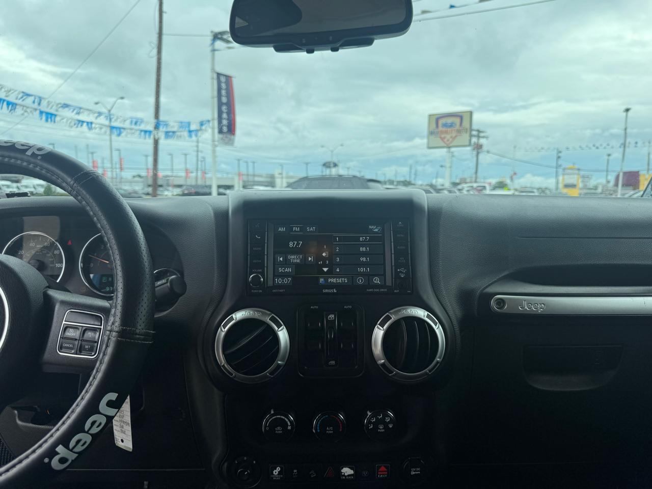 Jeep Wrangler Unlimited Sahara 4WD 2015