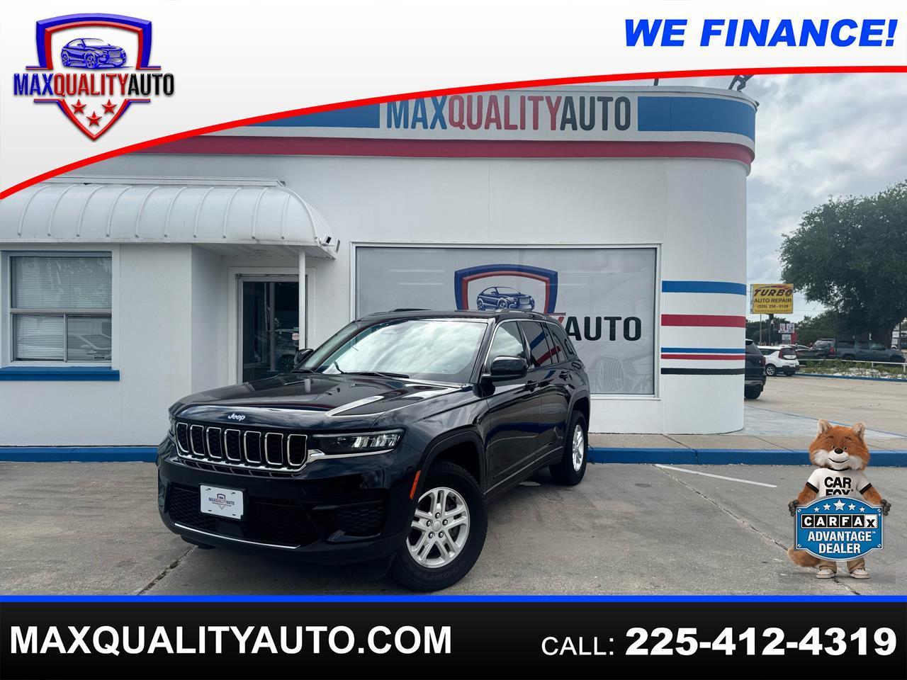 Jeep Grand Cherokee Laredo 4WD 2023