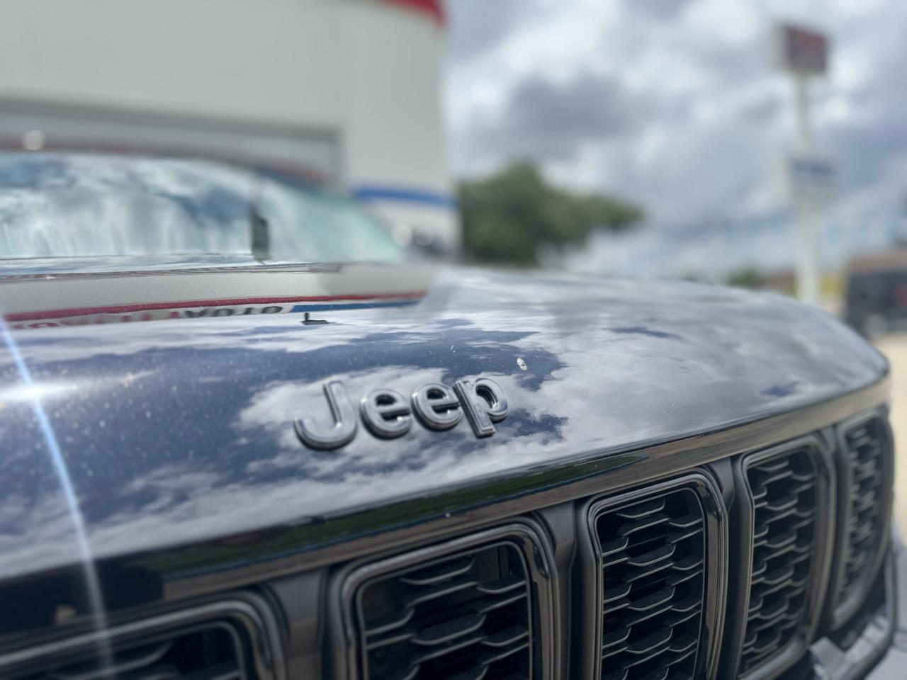 Jeep Grand Cherokee Limited 4WD 2023