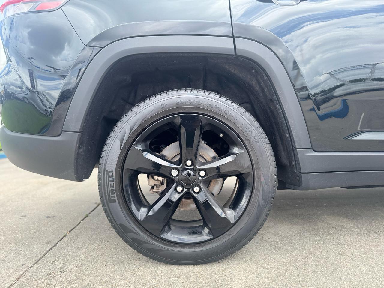 Jeep Grand Cherokee Limited 4WD 2023