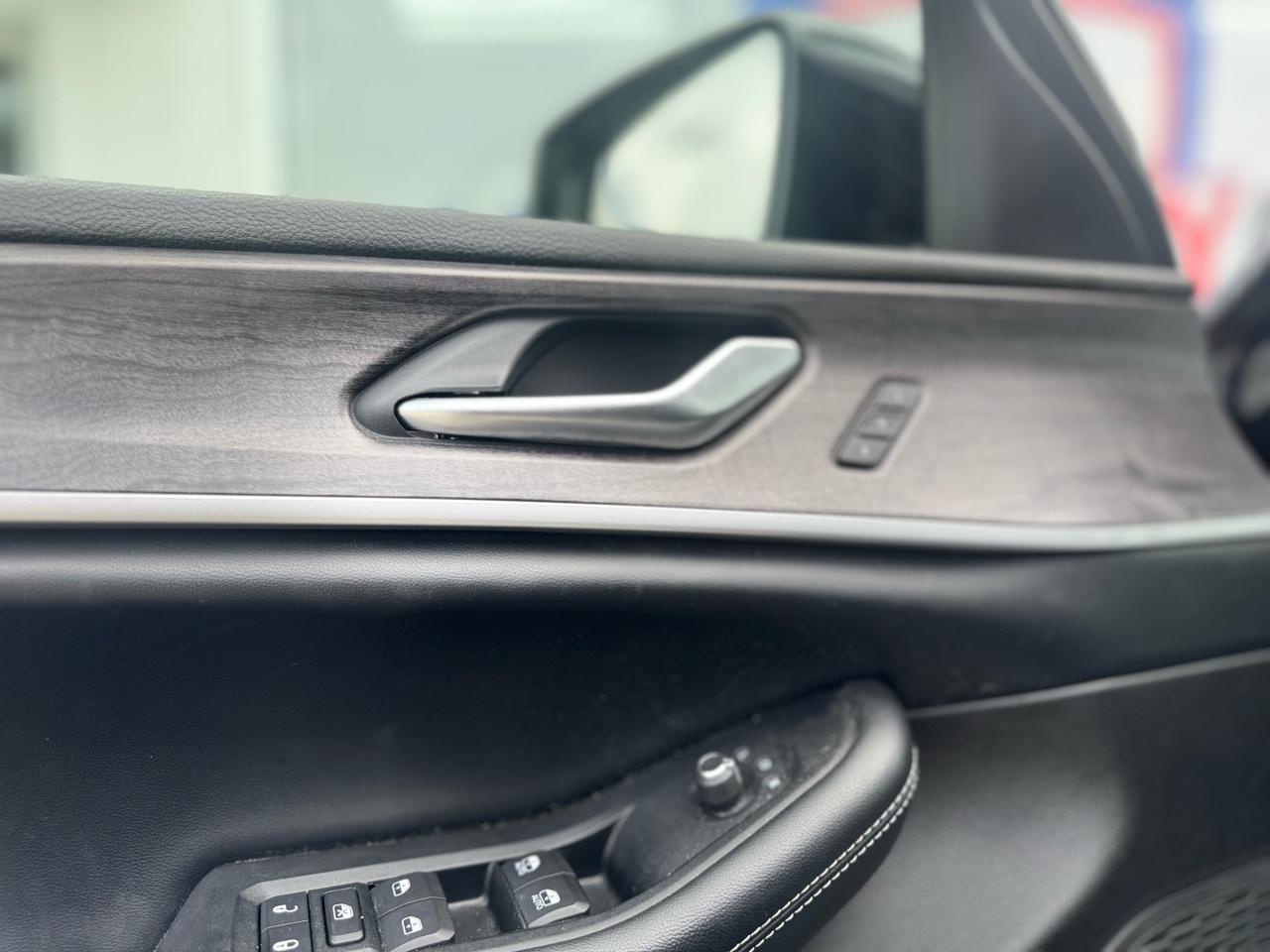 Jeep Grand Cherokee Limited 4WD 2023