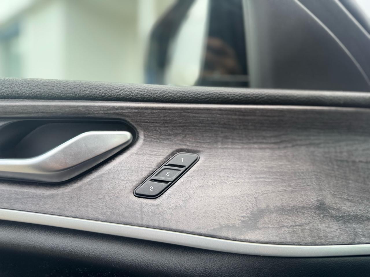 Jeep Grand Cherokee Limited 4WD 2023