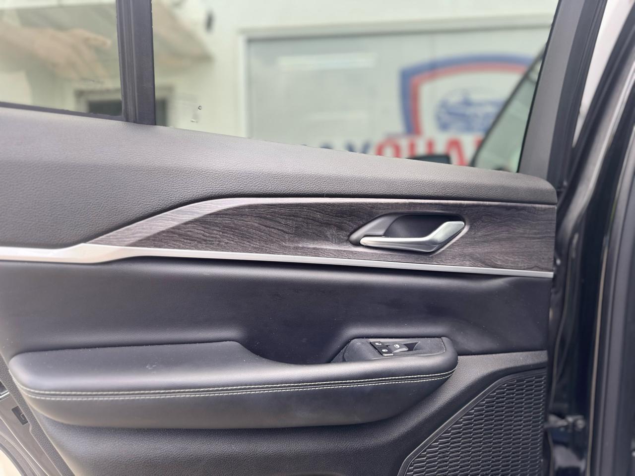Jeep Grand Cherokee Limited 4WD 2023