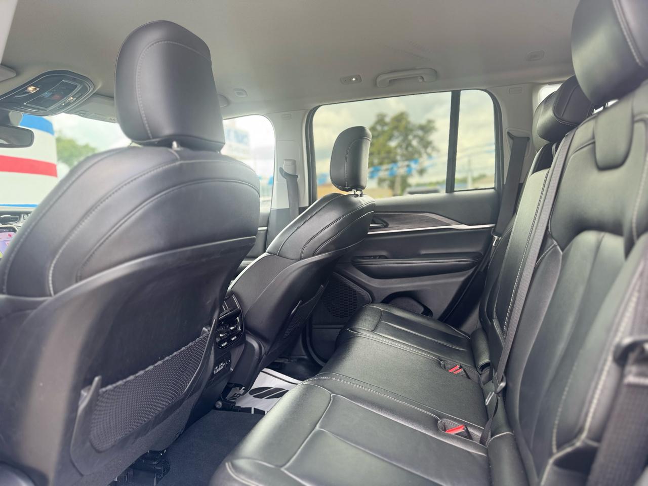 Jeep Grand Cherokee Limited 4WD 2023