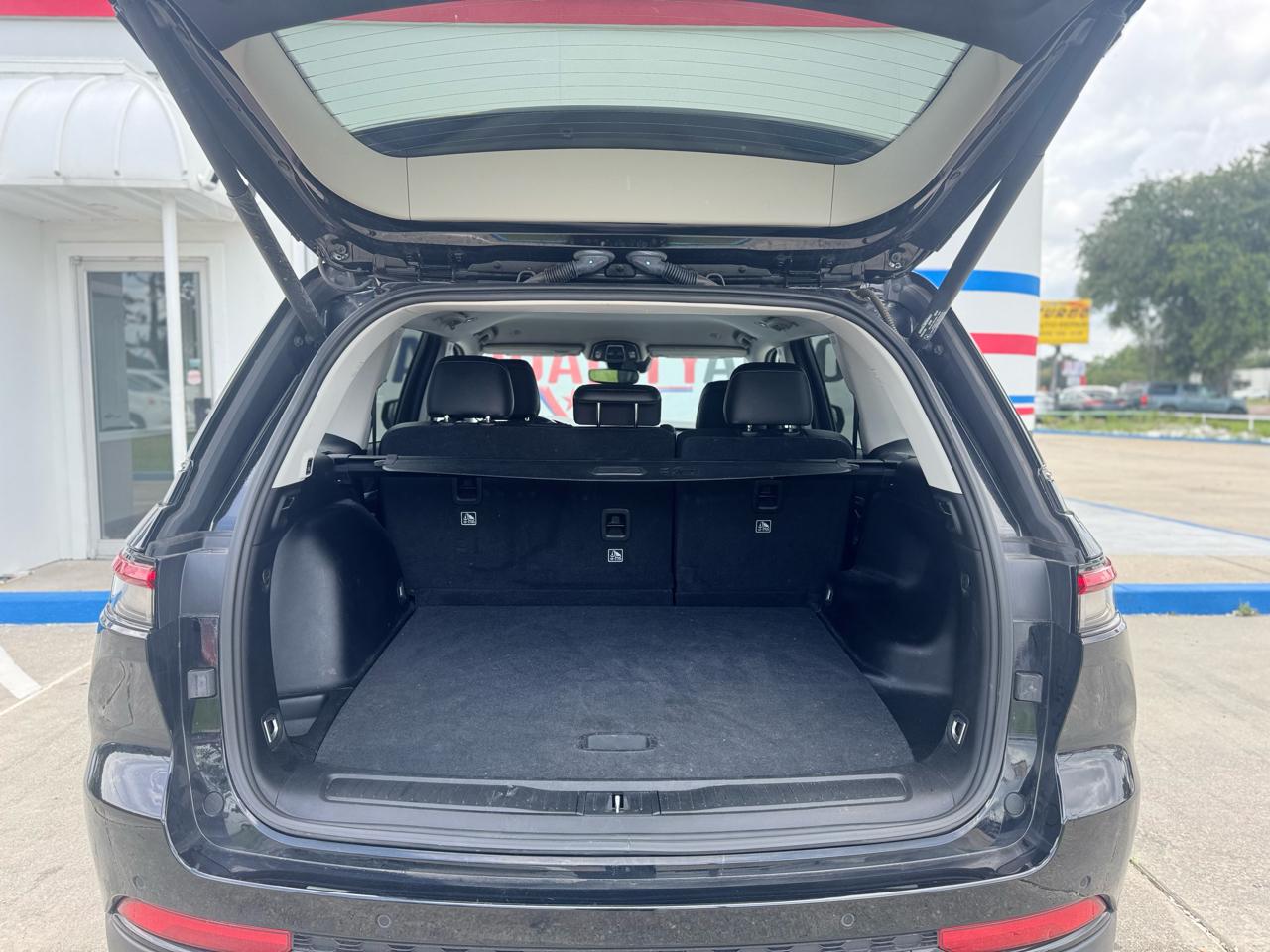 Jeep Grand Cherokee Limited 4WD 2023