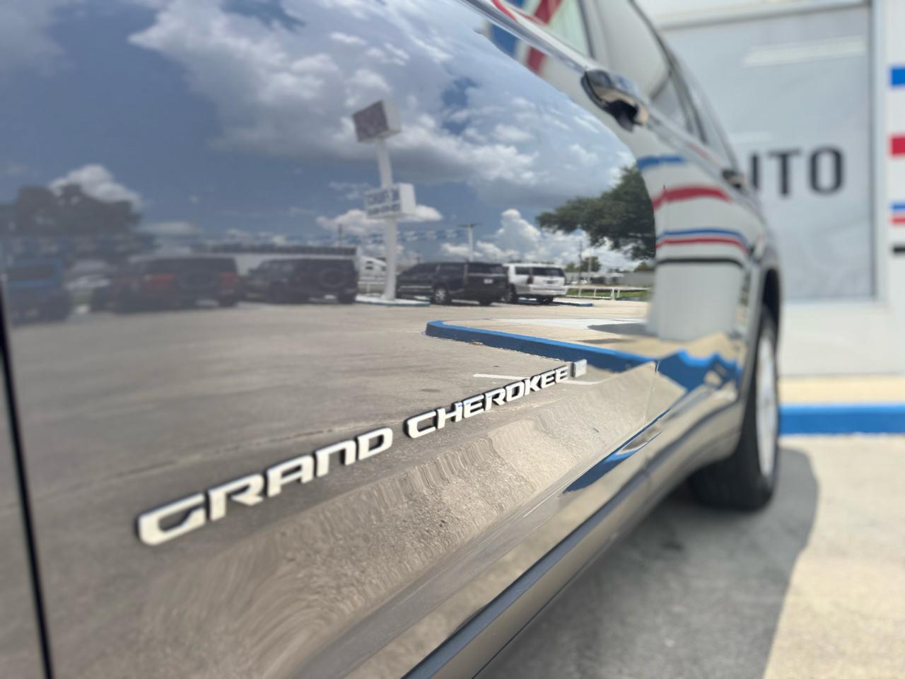 Jeep Grand Cherokee L Limited 4WD 2023