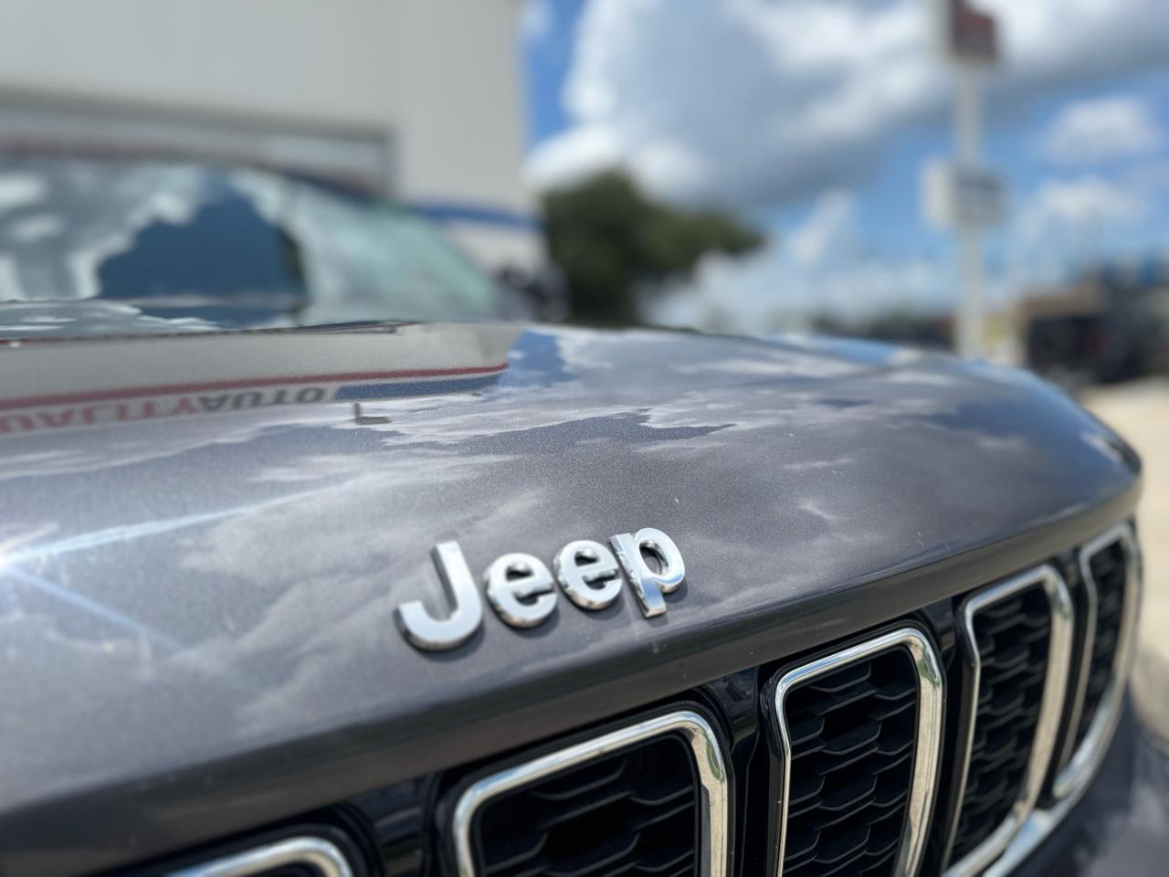 Jeep Grand Cherokee L Limited 4WD 2023