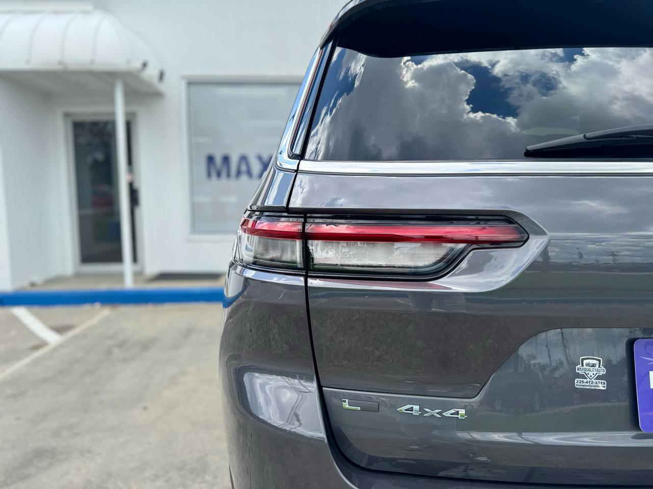 Jeep Grand Cherokee L Limited 4WD 2023