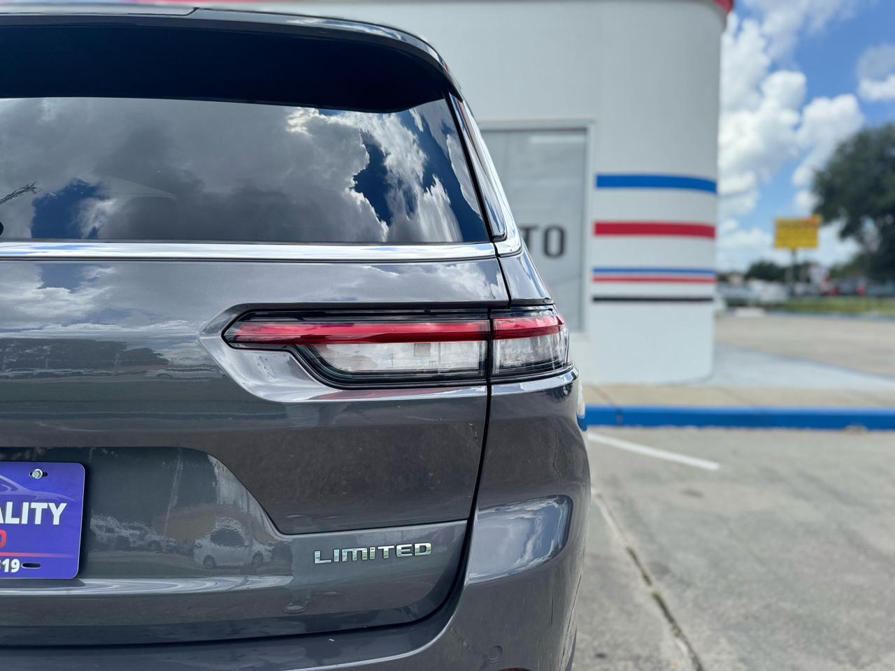 Jeep Grand Cherokee L Limited 4WD 2023