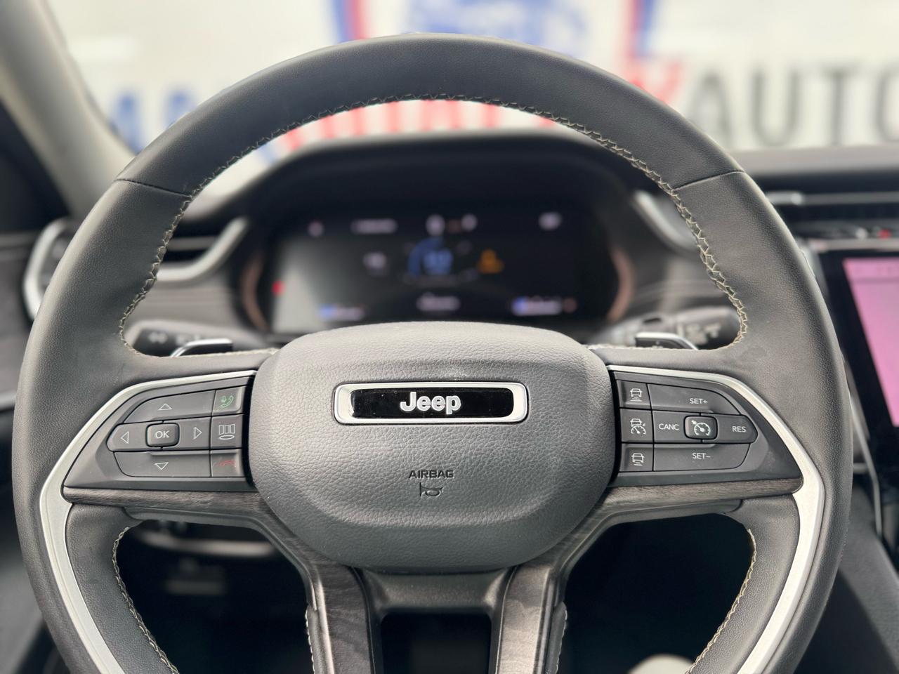 Jeep Grand Cherokee L Limited 4WD 2023