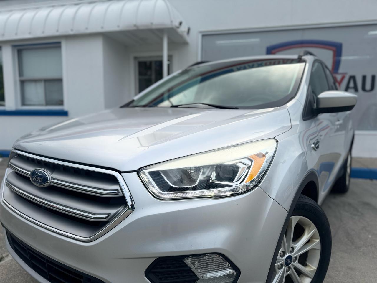 Ford Escape SE FWD 2017