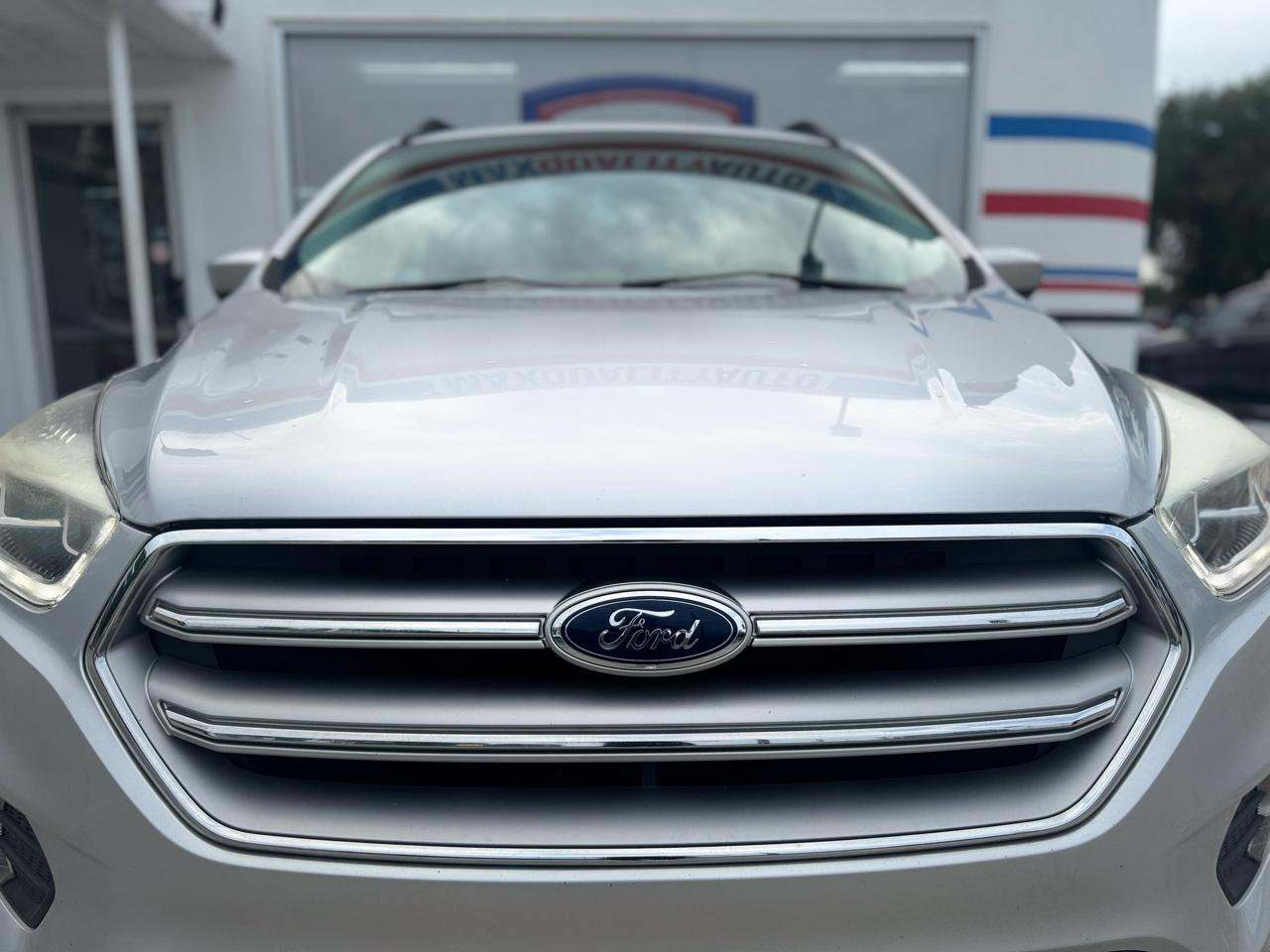 Ford Escape SE FWD 2017