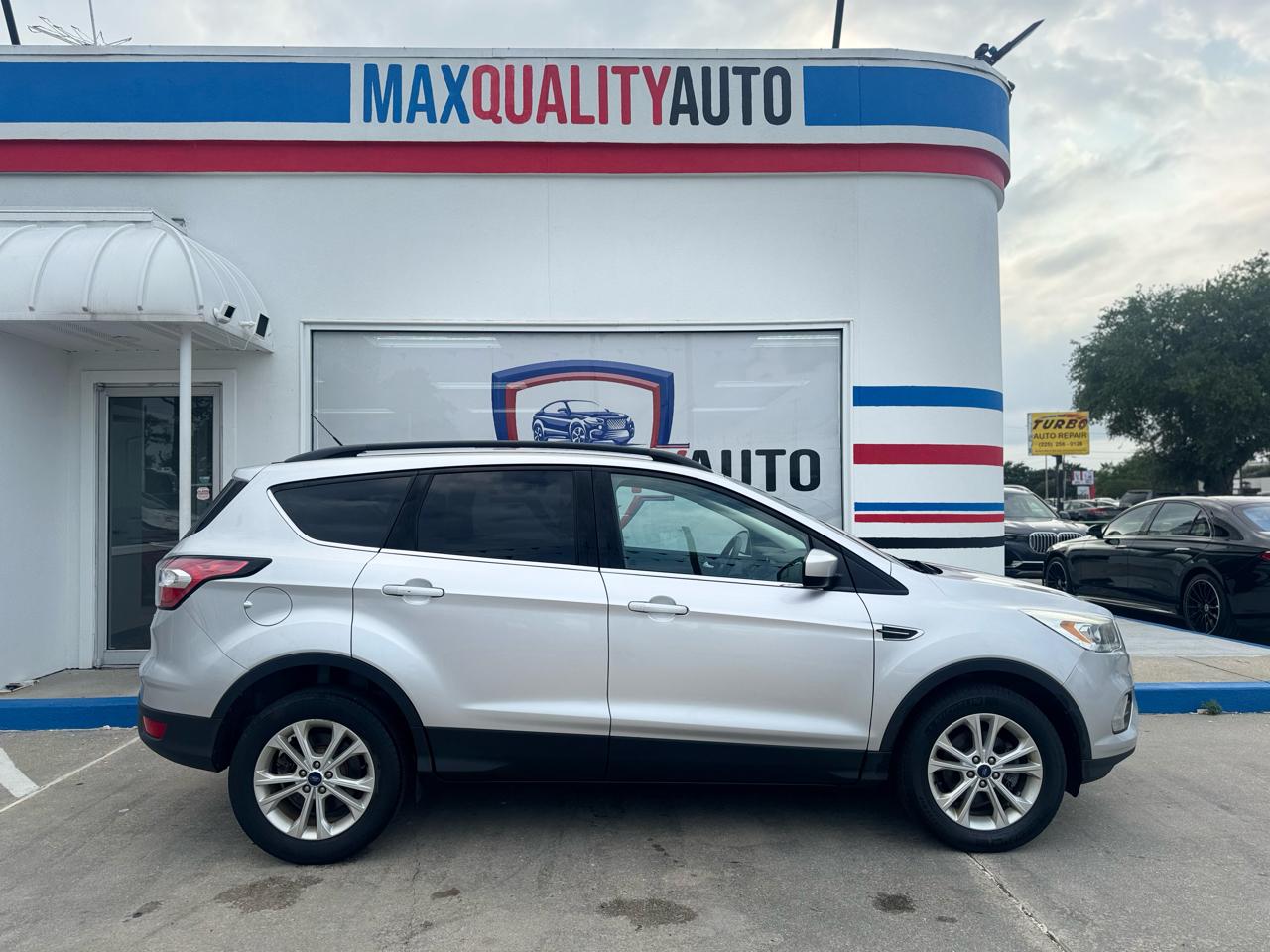 Ford Escape SE FWD 2017