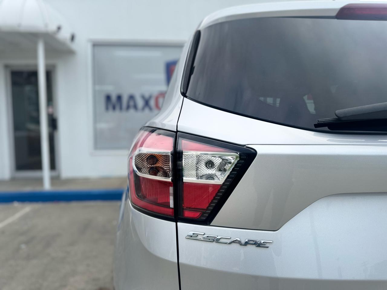 Ford Escape SE FWD 2017