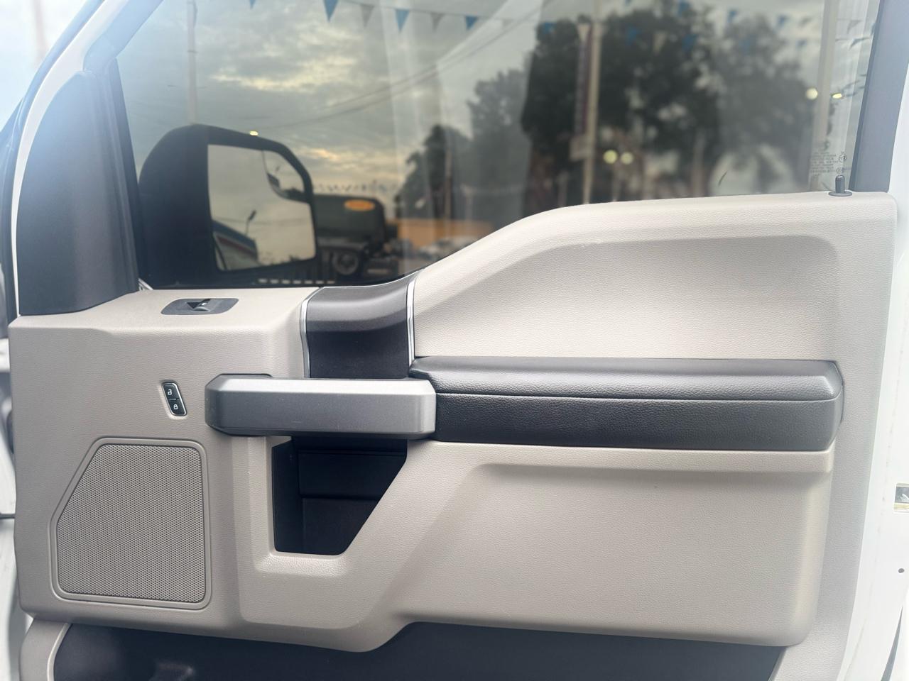 Ford F-150 XL SuperCrew 5.5-ft. Bed 2WD 2019