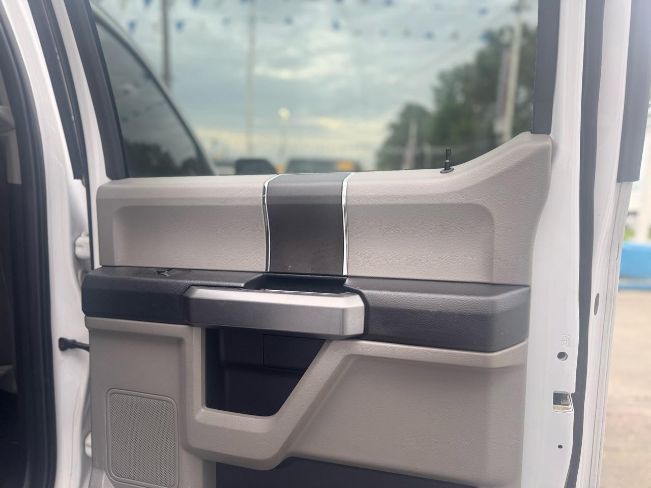 Ford F-150 XL SuperCrew 5.5-ft. Bed 2WD 2019