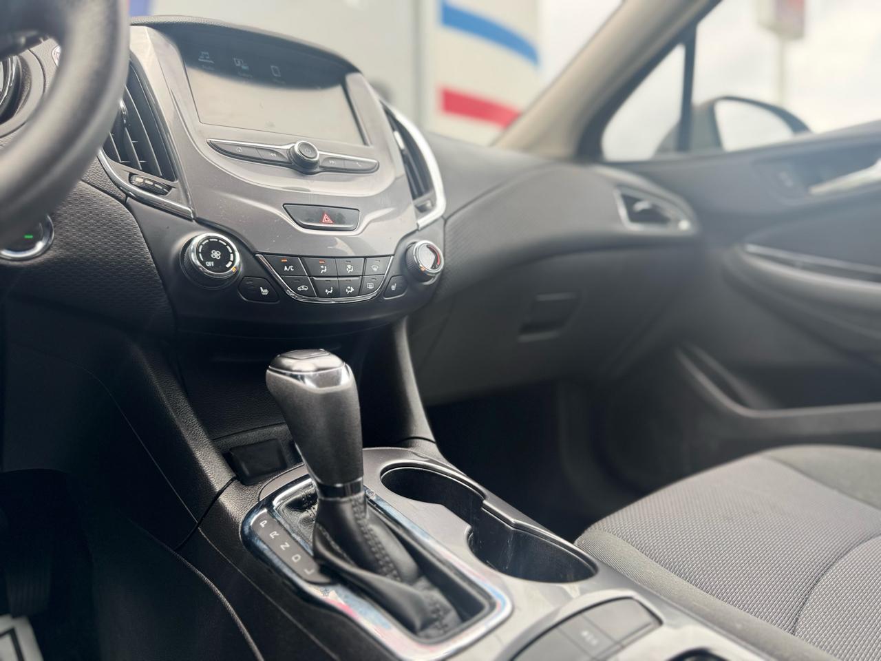 Chevrolet Cruze LT Auto Hatchback 2018