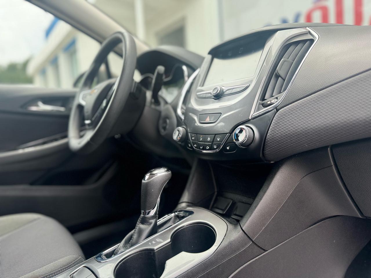 Chevrolet Cruze LT Auto Hatchback 2018
