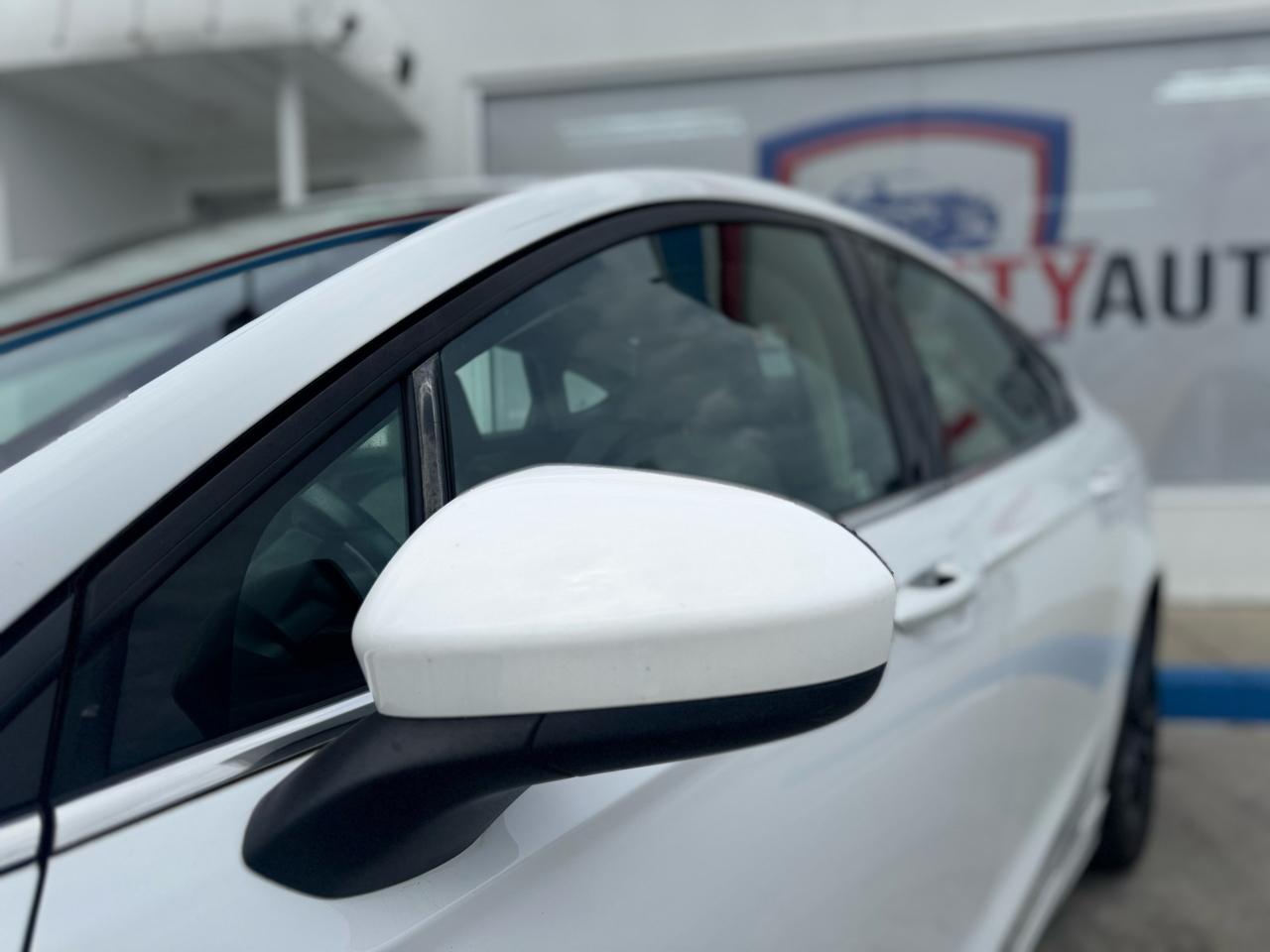 Ford Fusion SE 2020