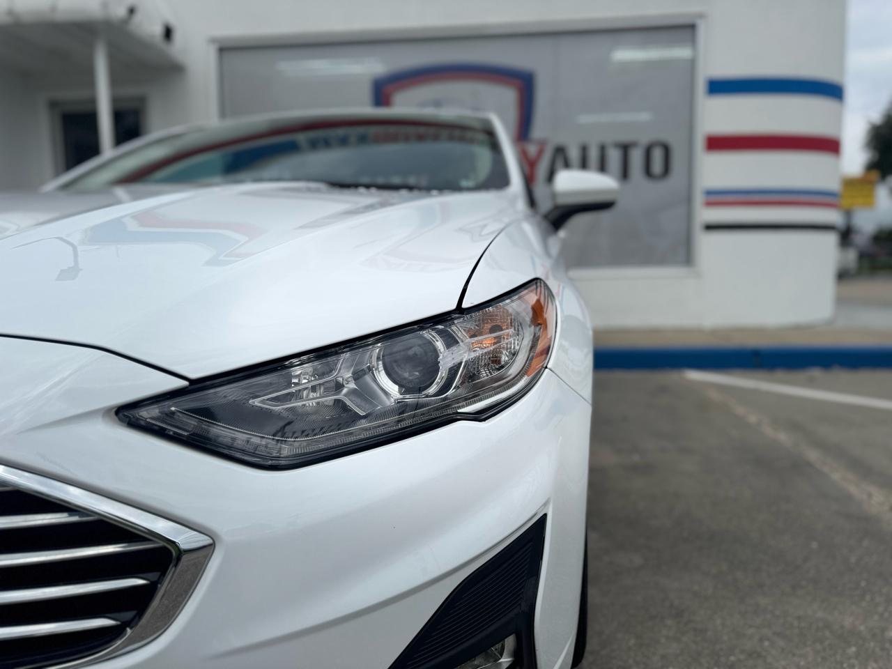 Ford Fusion SE 2020