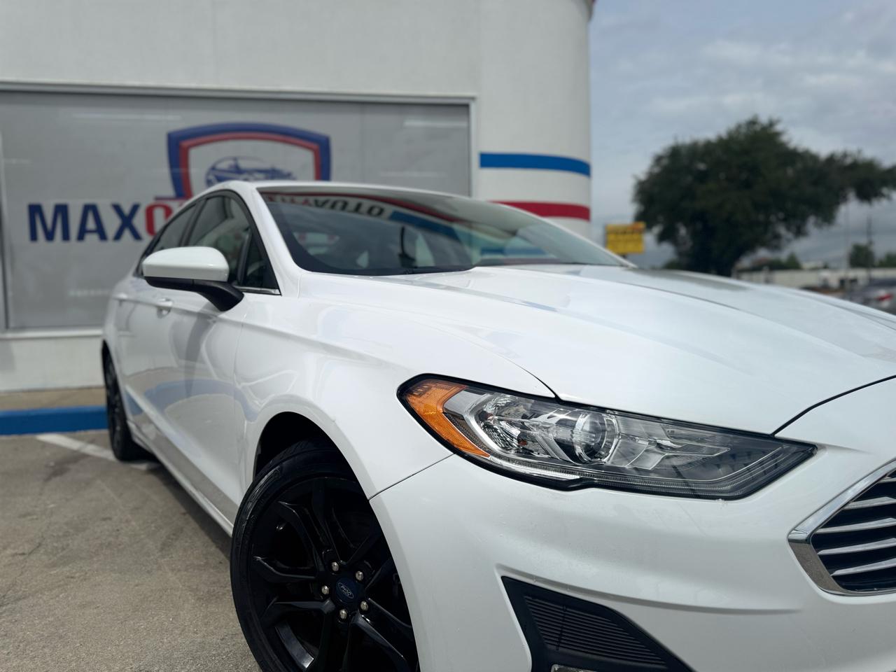 Ford Fusion SE 2020
