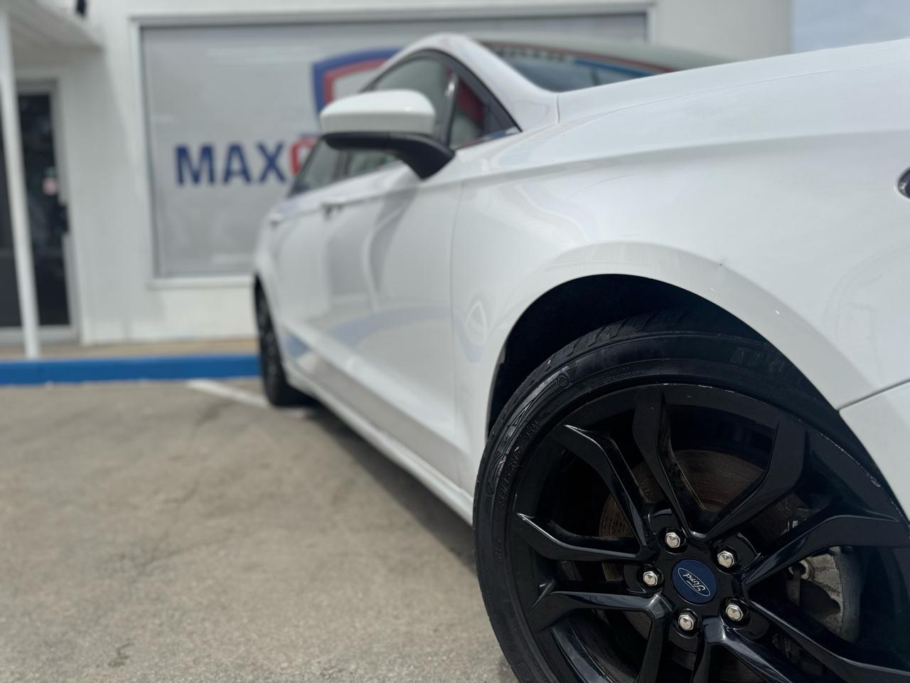 Ford Fusion SE 2020