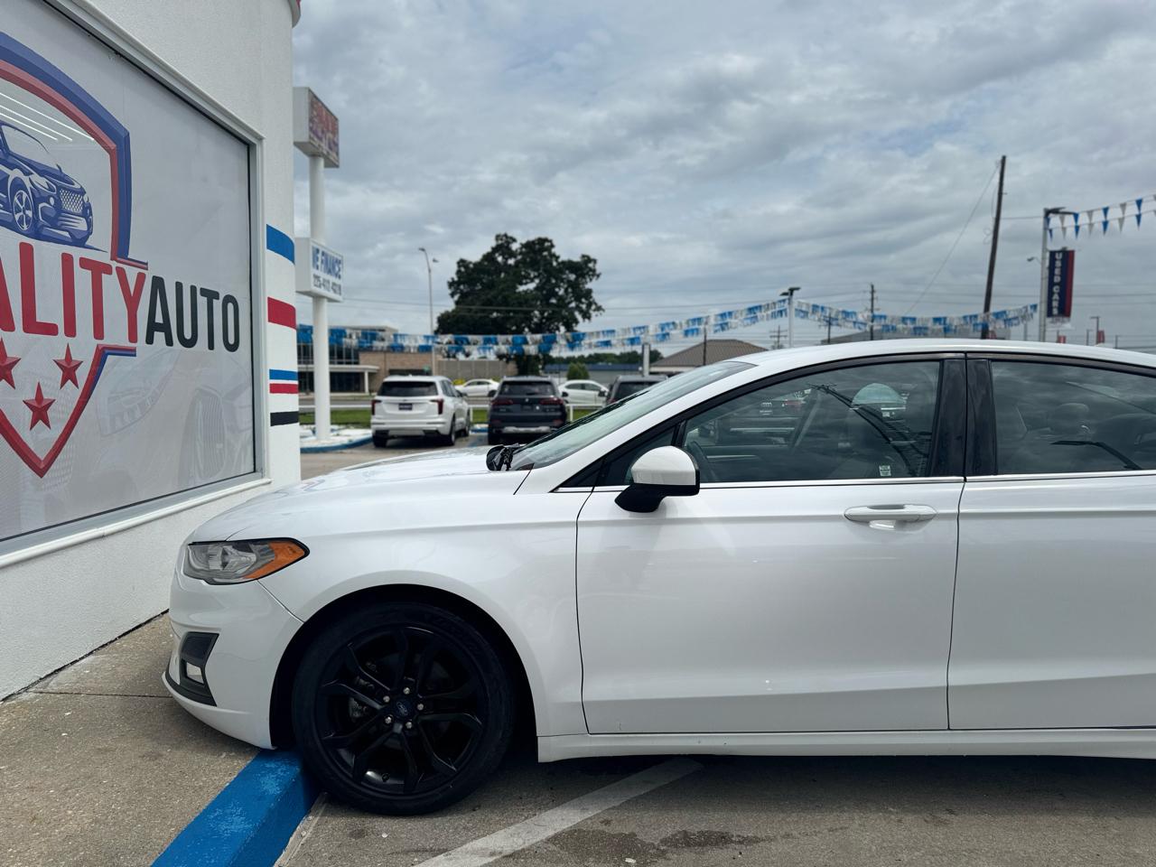 Ford Fusion SE 2020