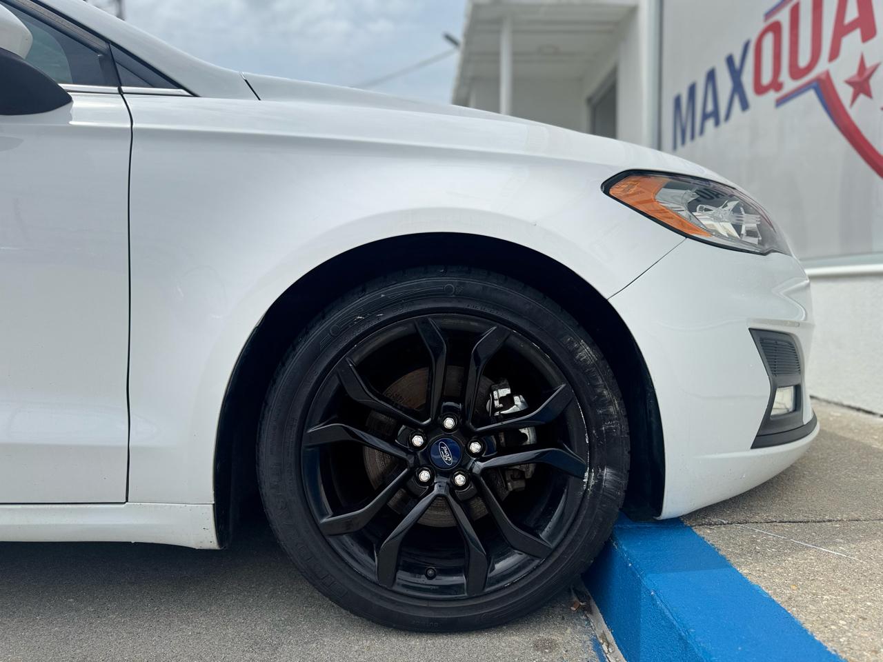 Ford Fusion SE 2020
