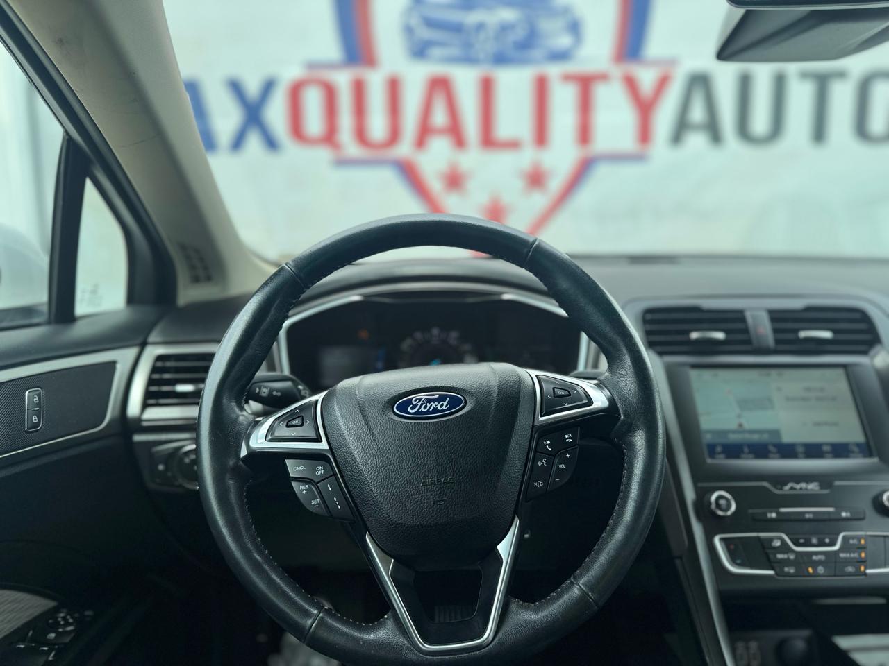 Ford Fusion SE 2020