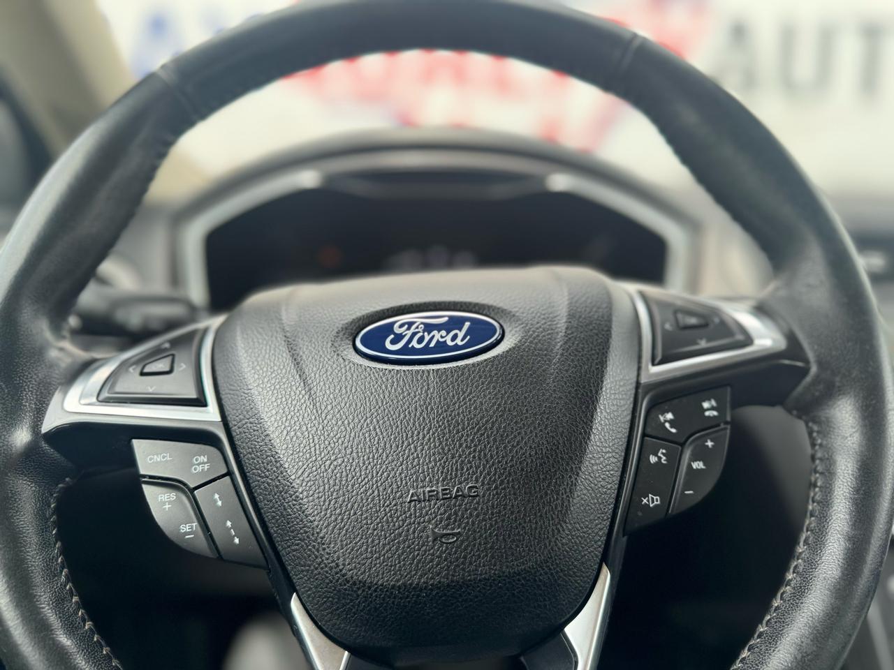 Ford Fusion SE 2020