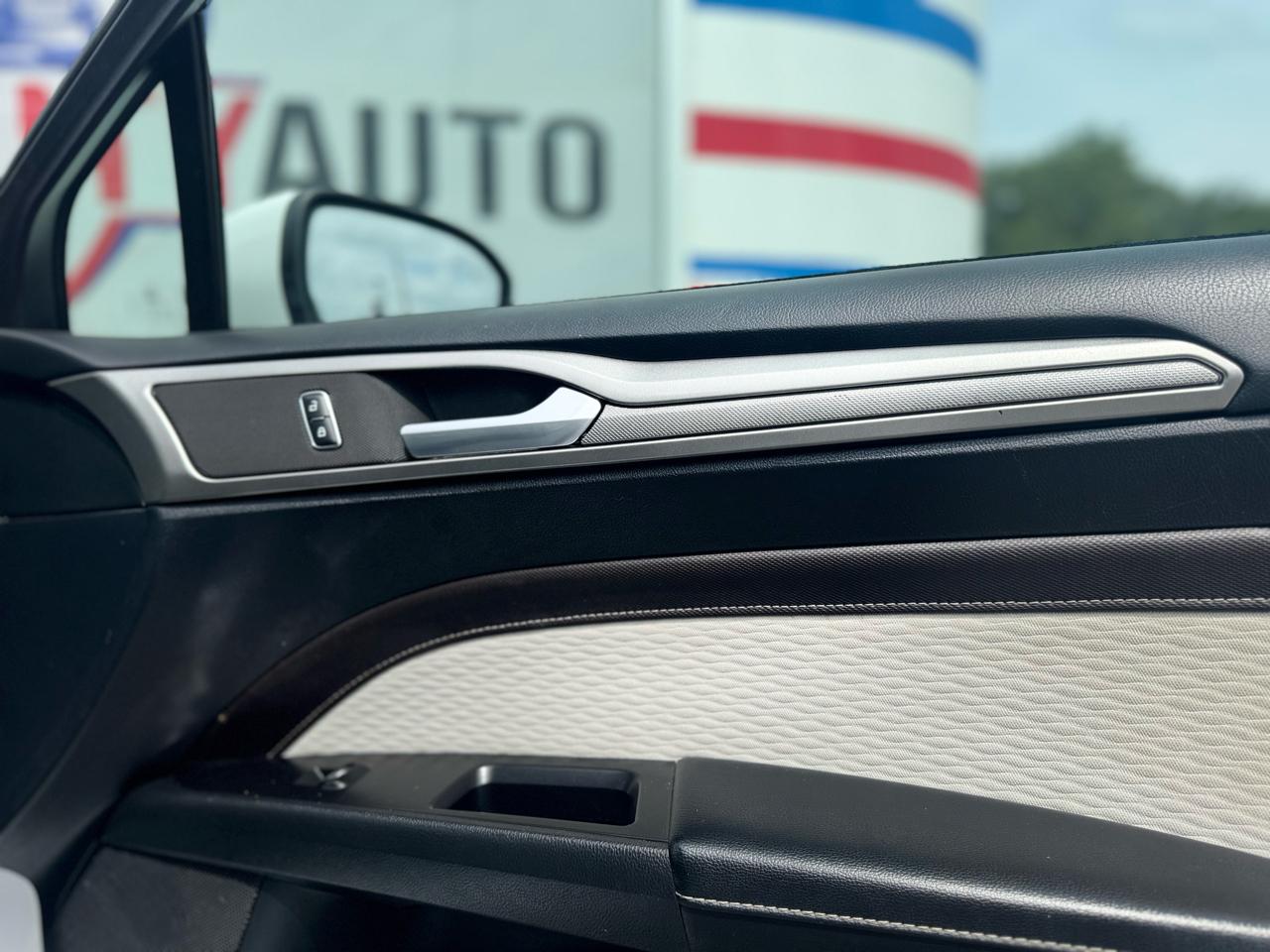 Ford Fusion SE 2020
