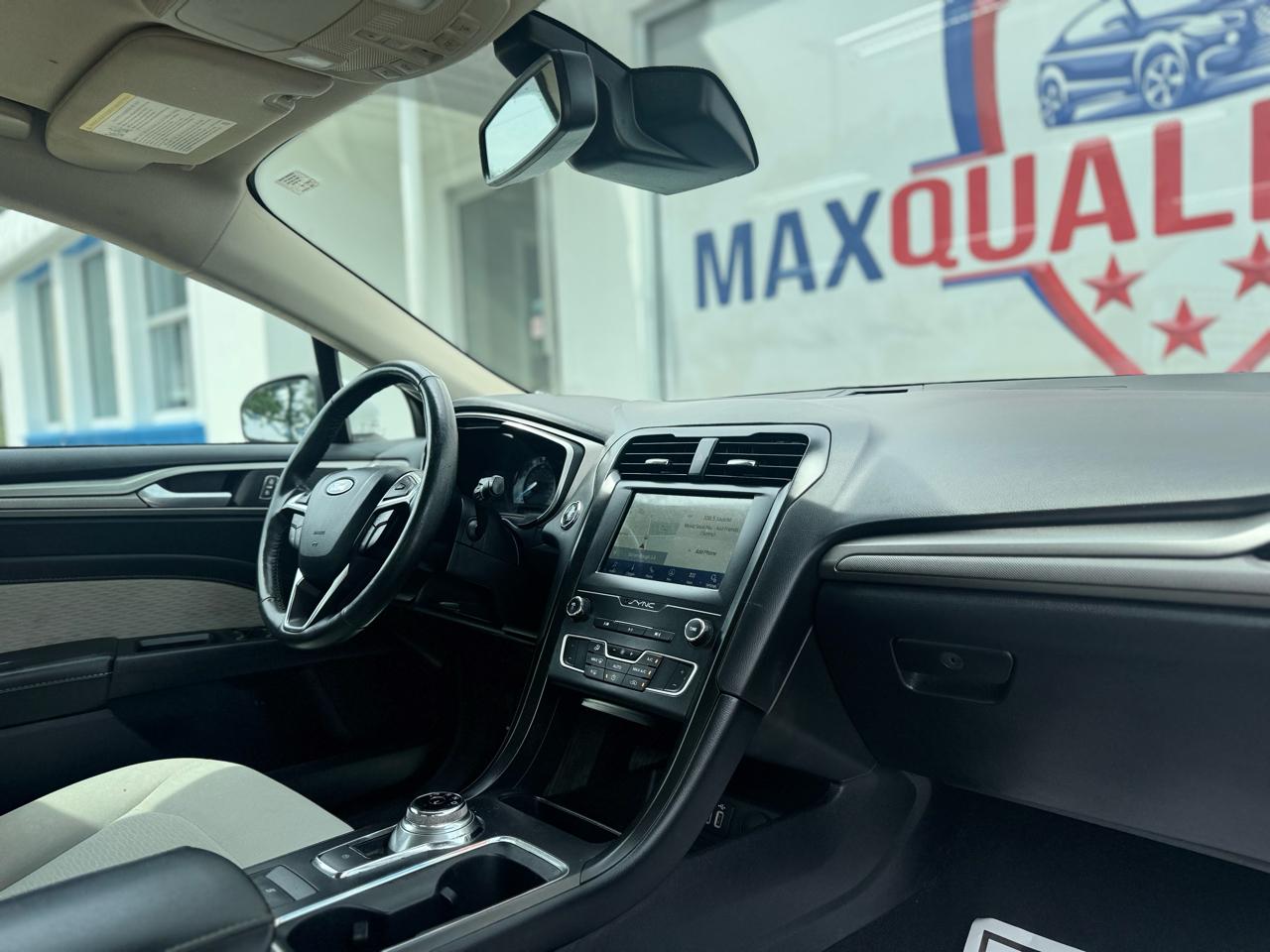 Ford Fusion SE 2020