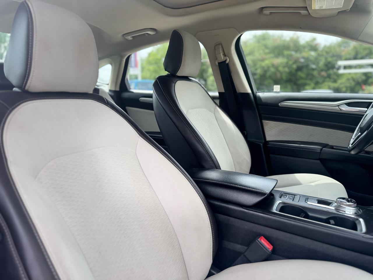 Ford Fusion SE 2020