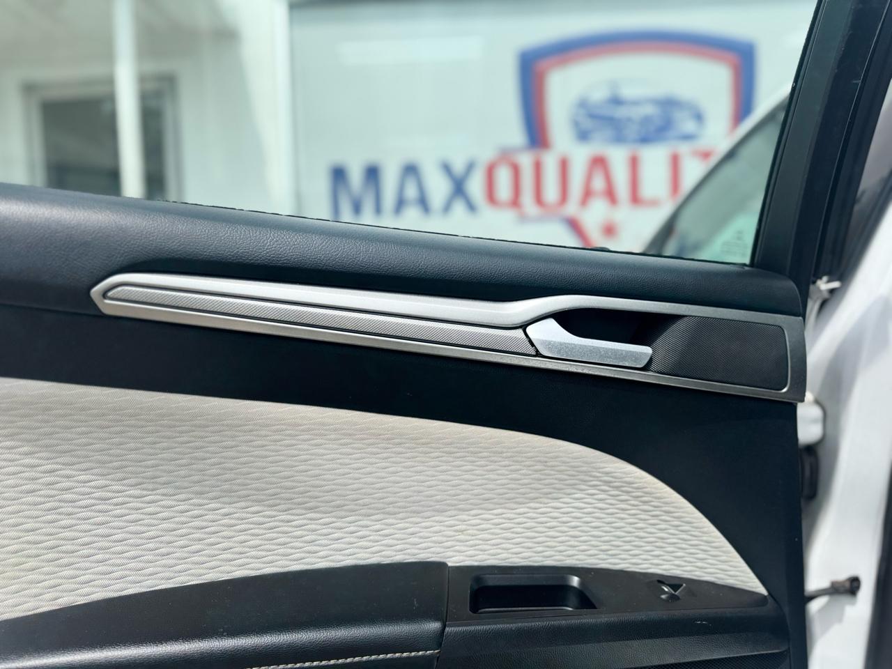 Ford Fusion SE 2020