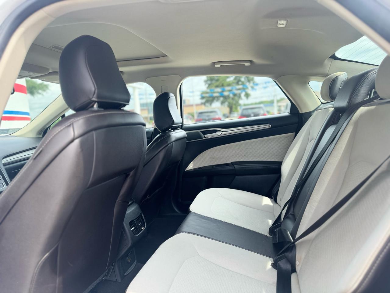 Ford Fusion SE 2020