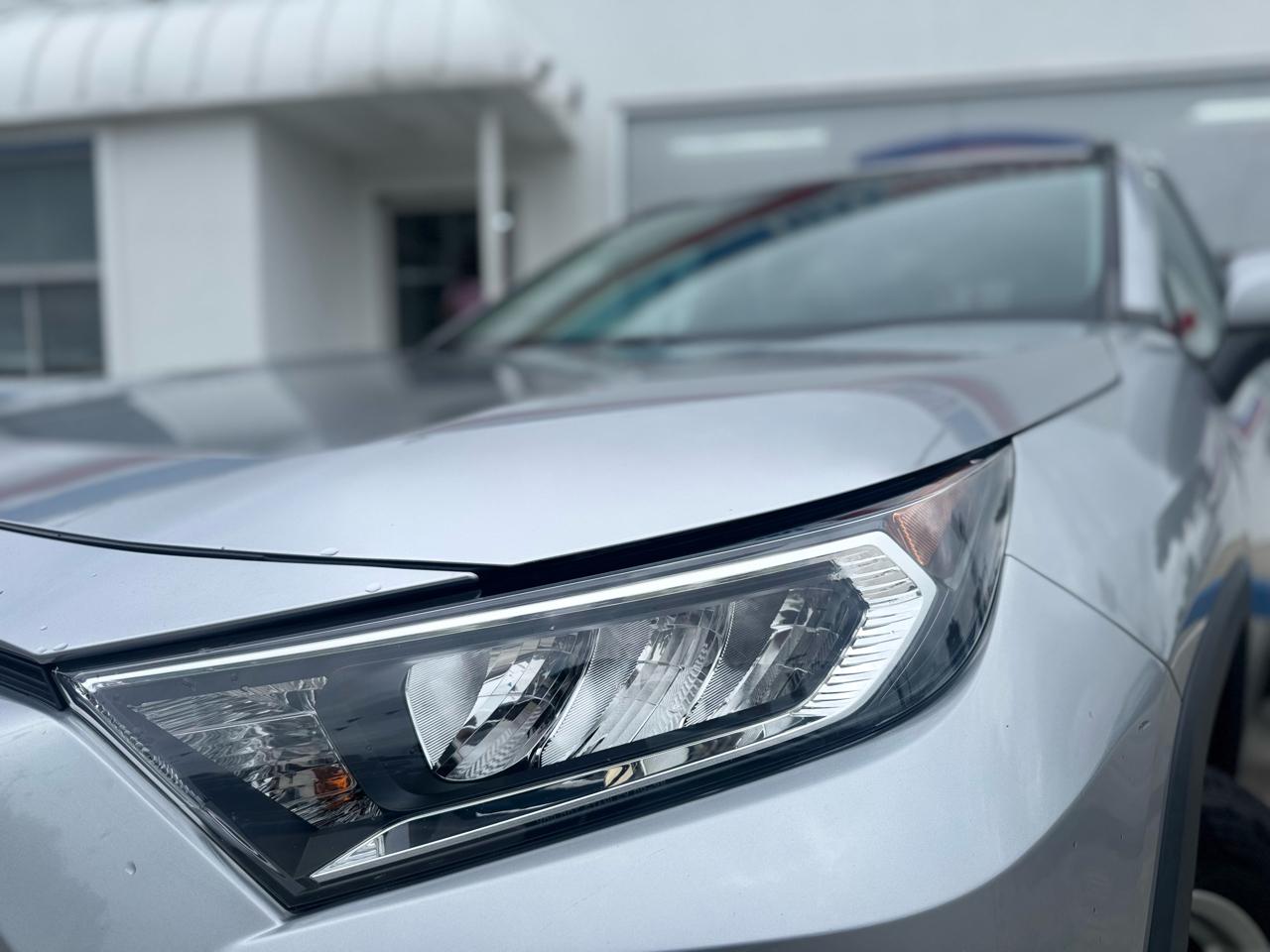 Toyota RAV4 XLE AWD 2020