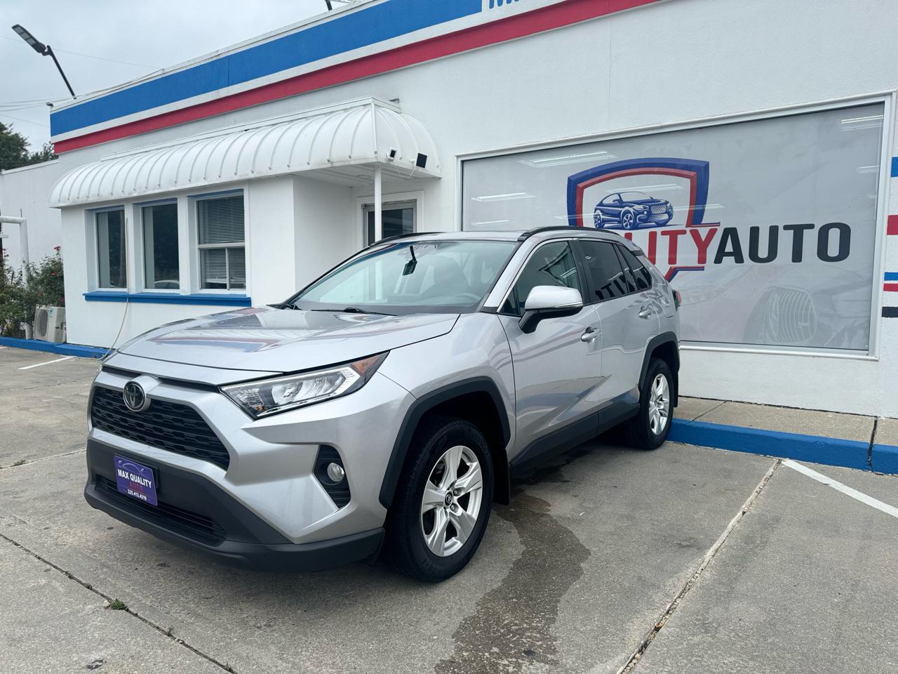 Toyota RAV4 XLE AWD 2020