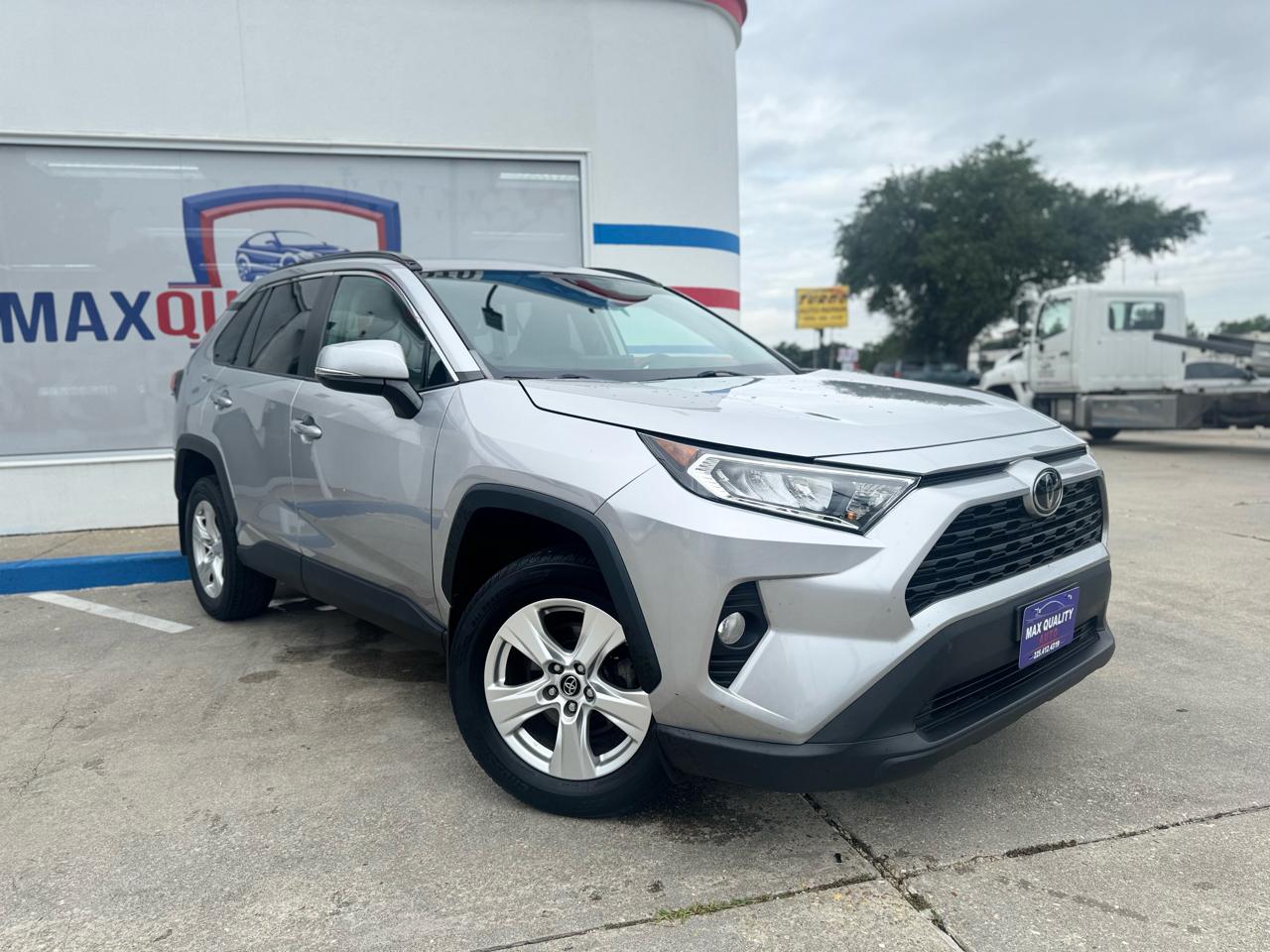 Toyota RAV4 XLE AWD 2020