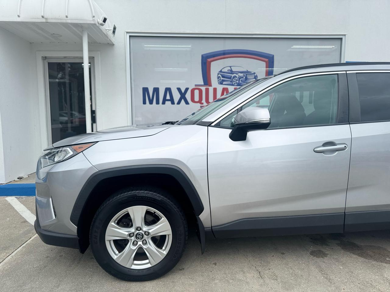 Toyota RAV4 XLE AWD 2020