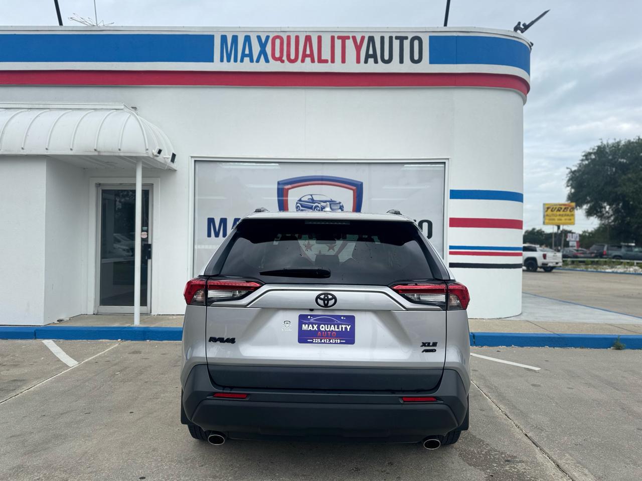 Toyota RAV4 XLE AWD 2020