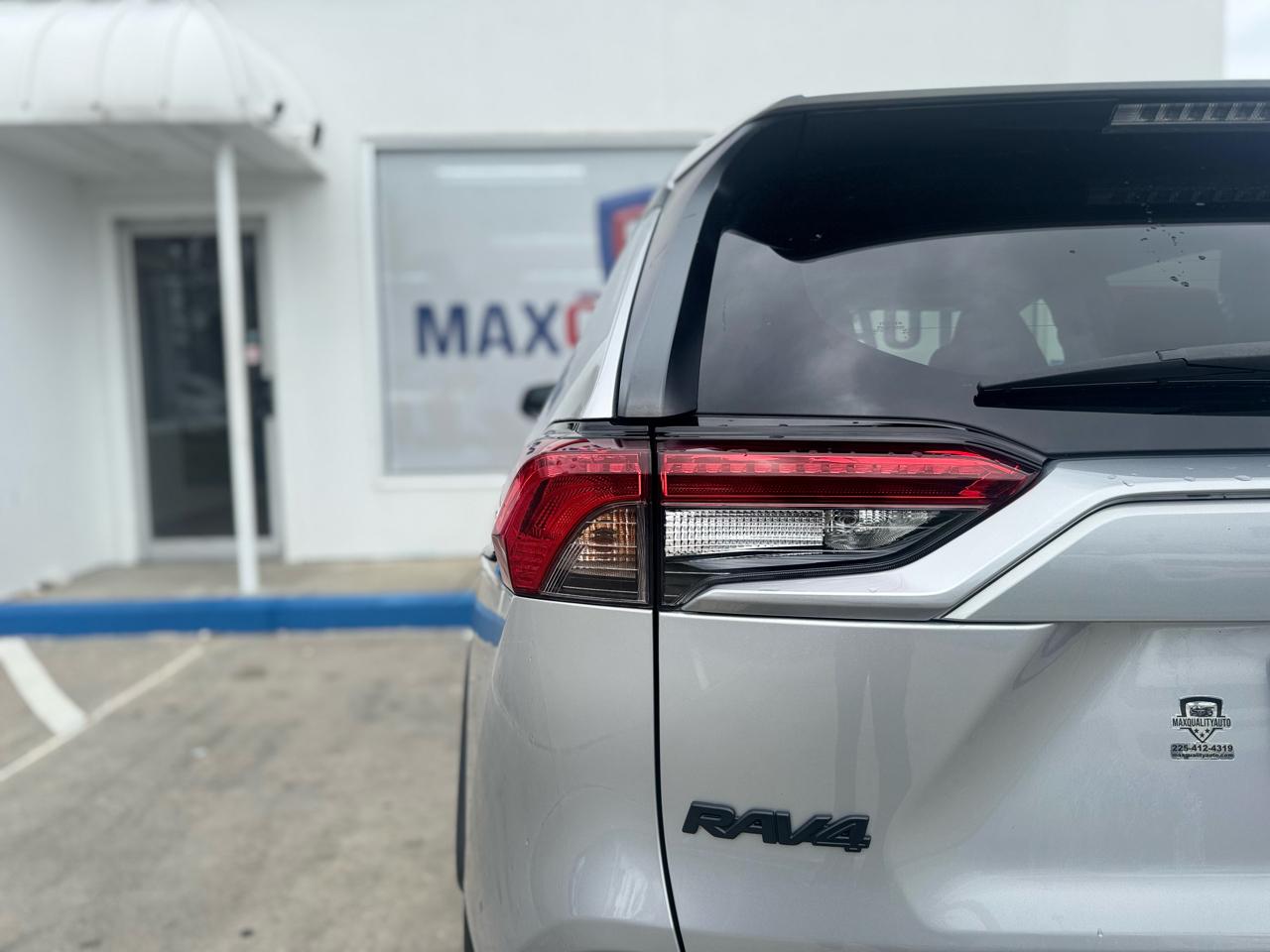 Toyota RAV4 XLE AWD 2020