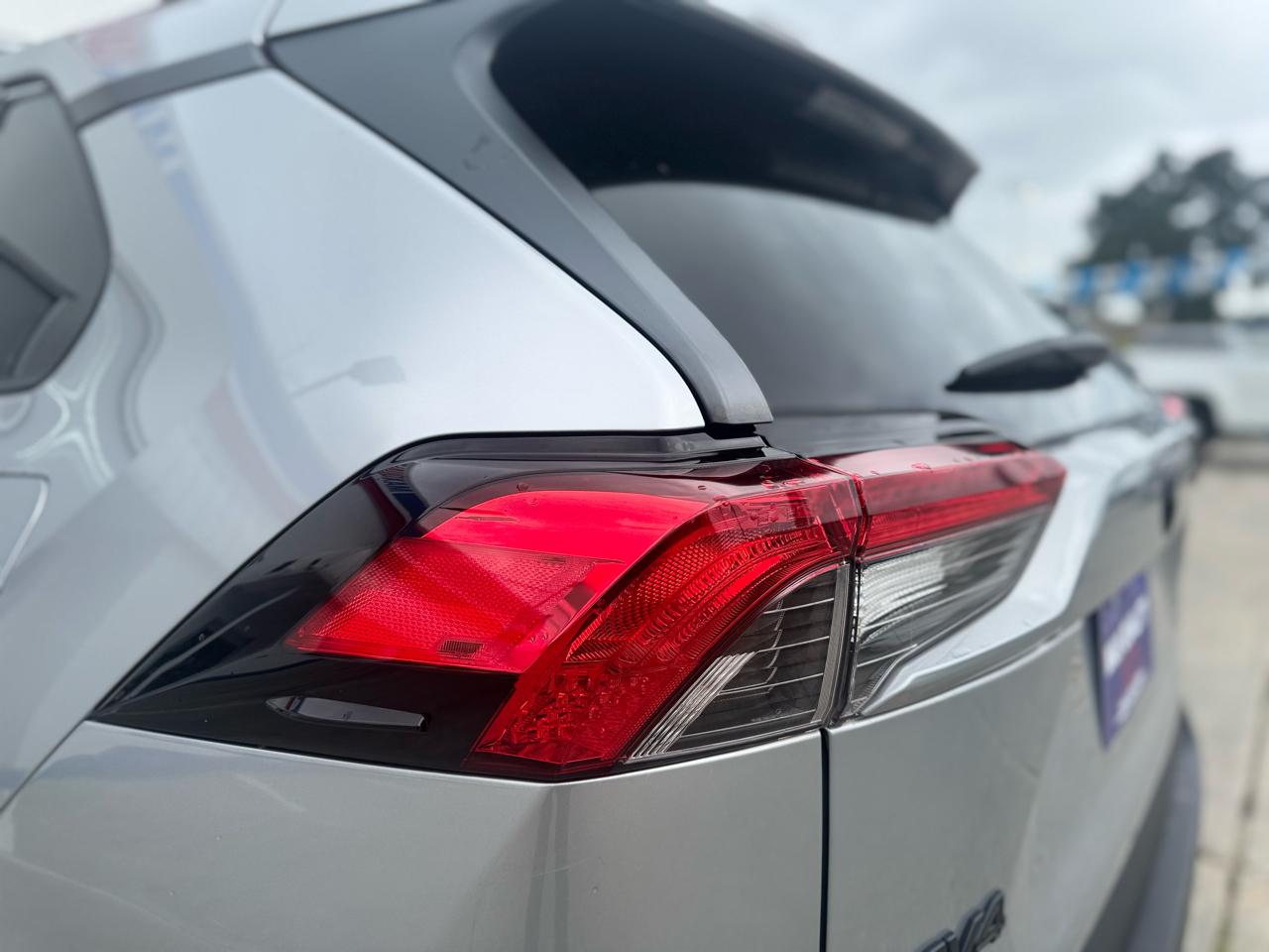 Toyota RAV4 XLE AWD 2020
