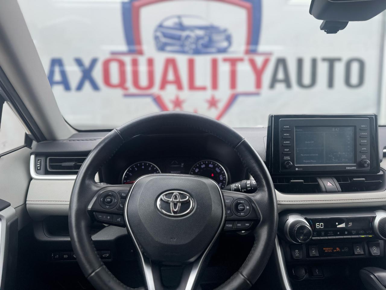 Toyota RAV4 XLE AWD 2020