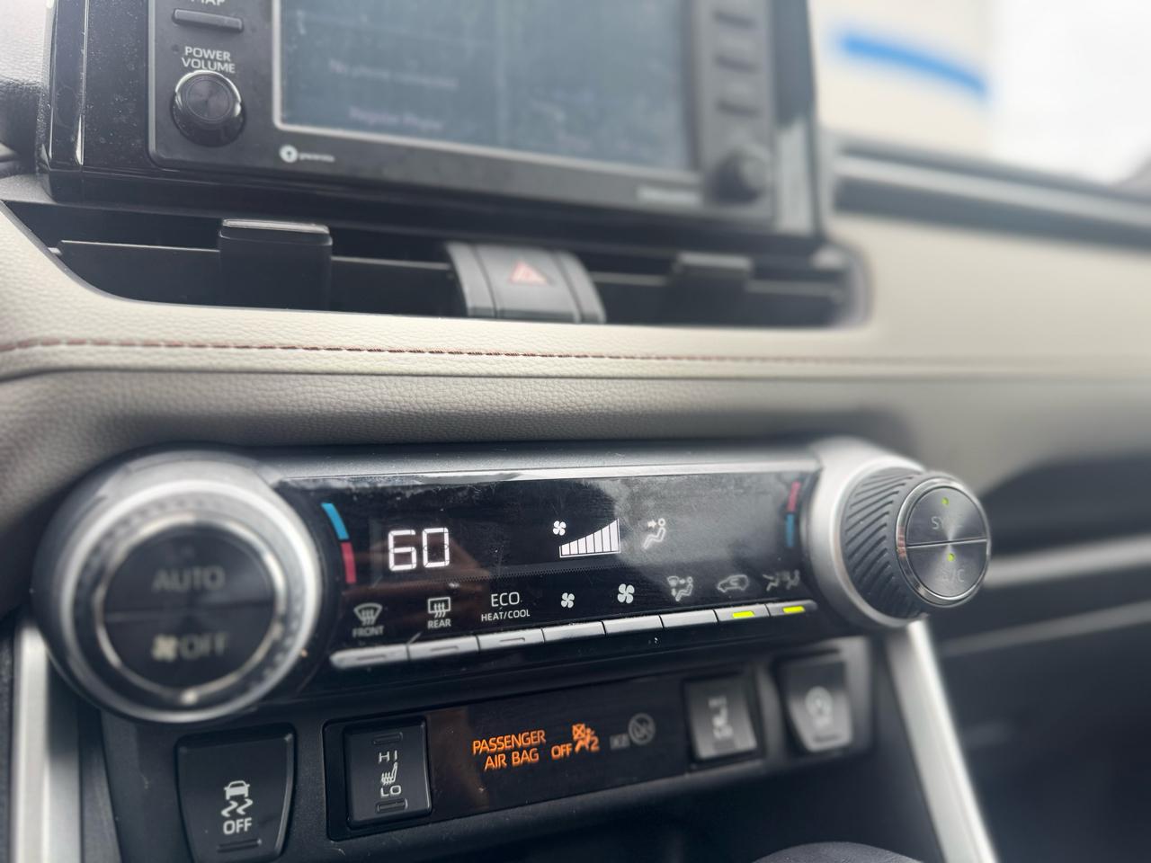 Toyota RAV4 XLE AWD 2020