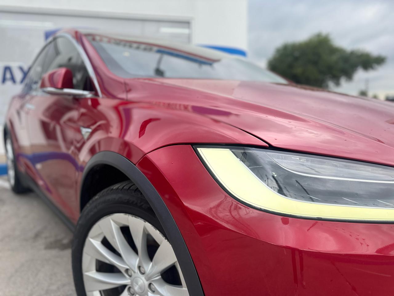 Tesla Model X 90D 2017