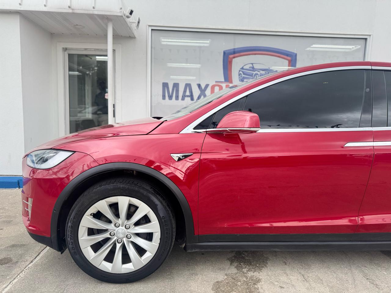 Tesla Model X 90D 2017