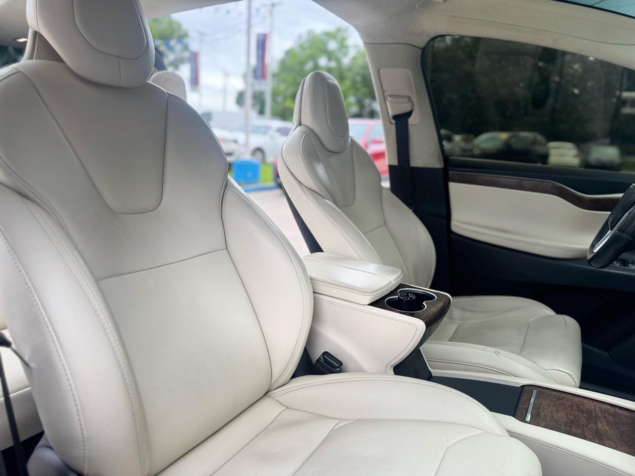 Tesla Model X 90D 2017