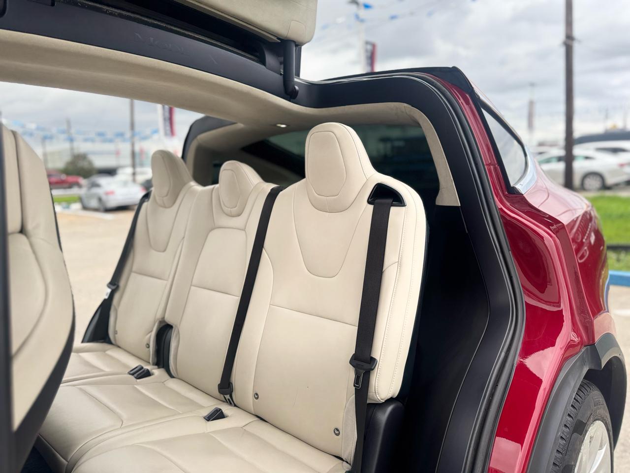 Tesla Model X 90D 2017