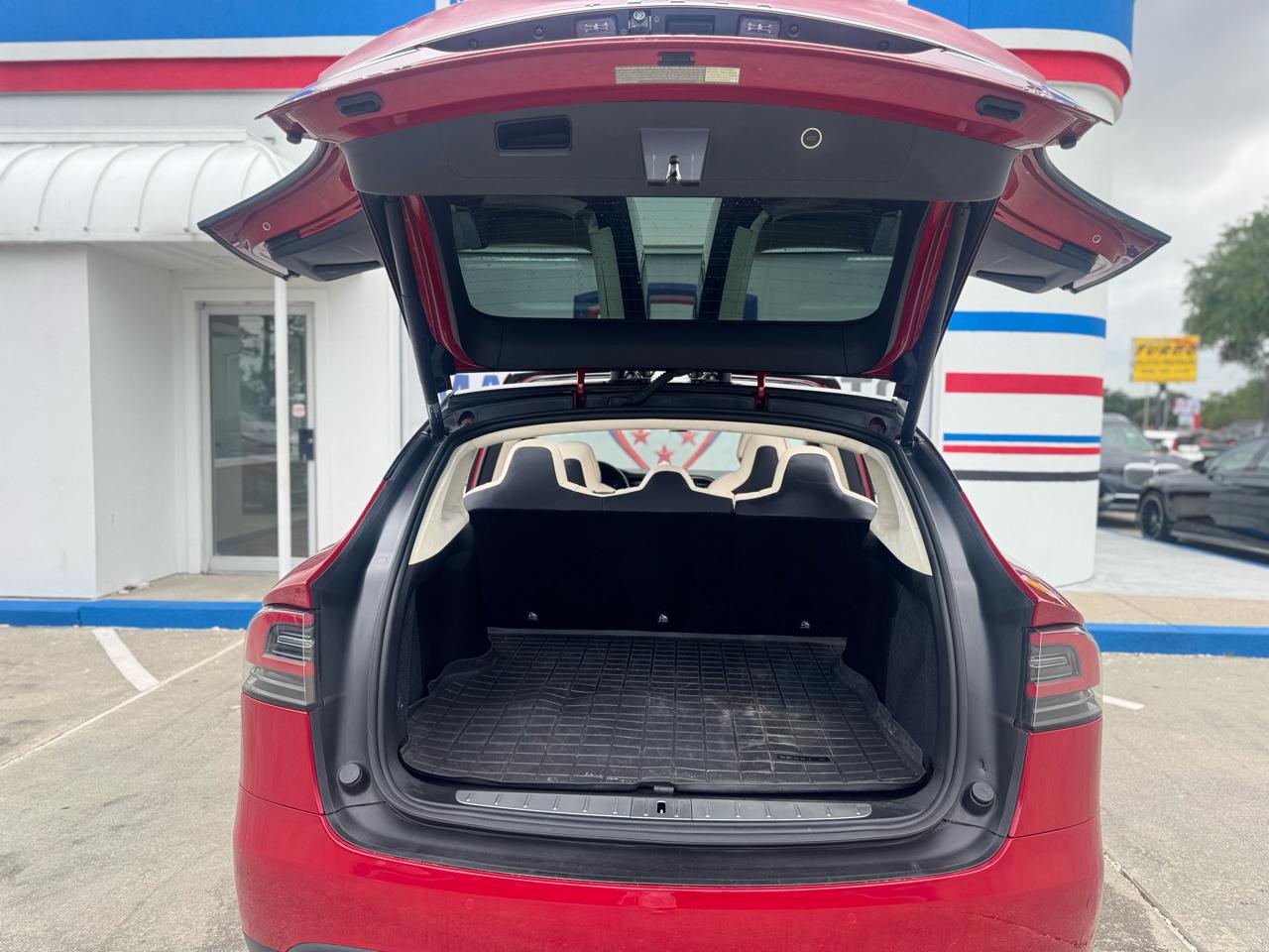 Tesla Model X 90D 2017