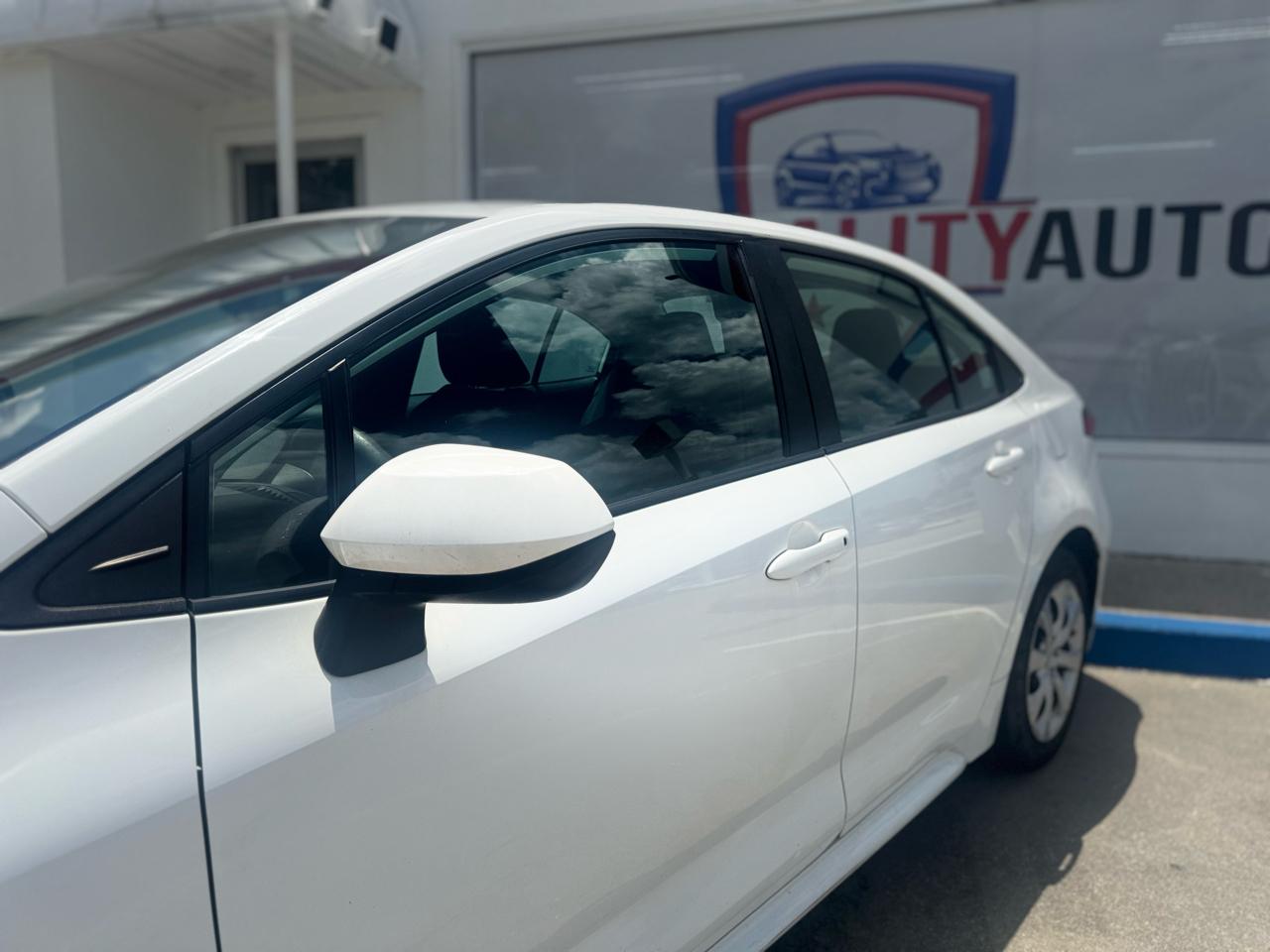 Toyota Corolla LE 2021